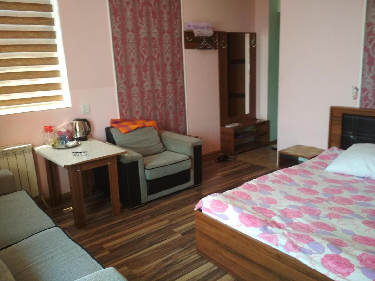 Motel Кусар Екстериор снимка